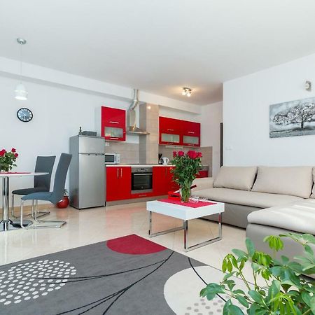 Apartment Jurasin Kastela Exterior photo