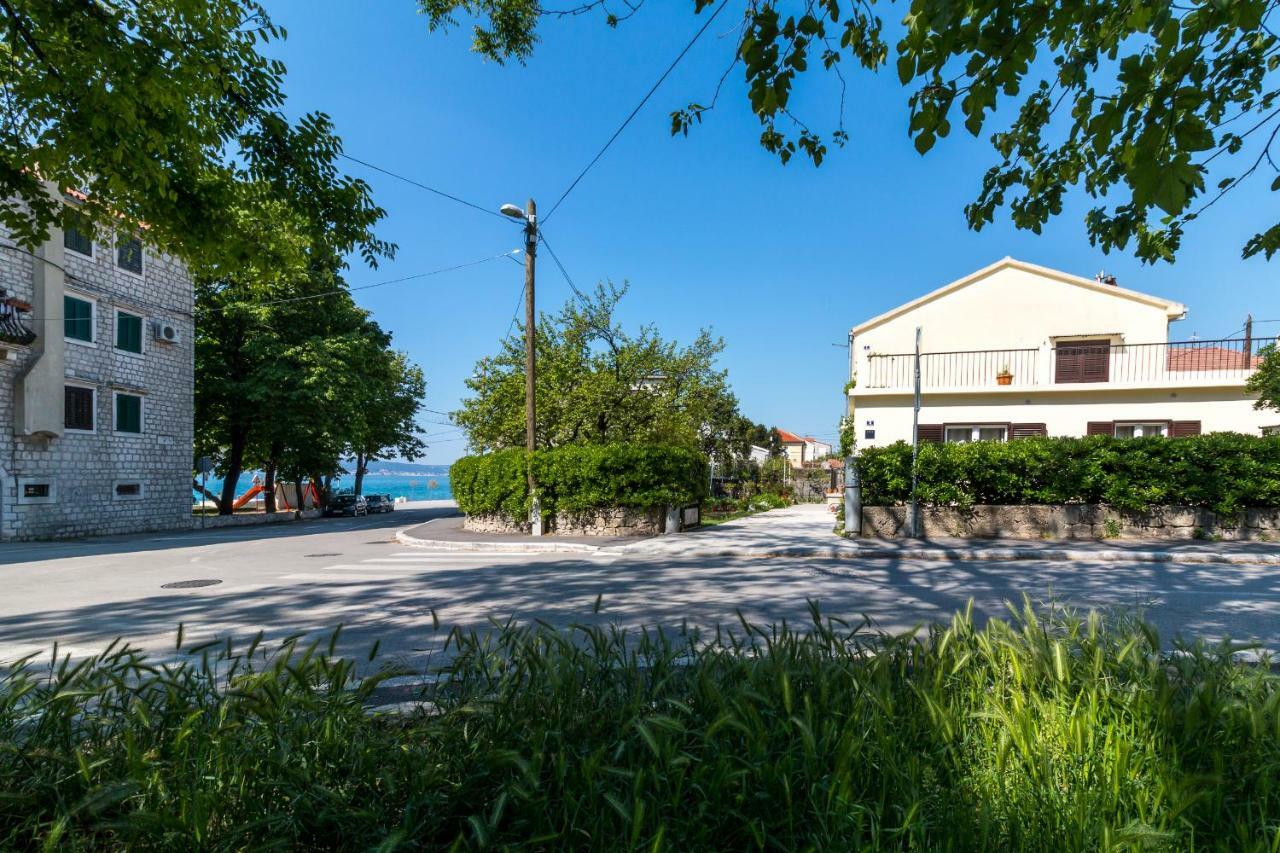 Apartment Jurasin Kastela Exterior photo