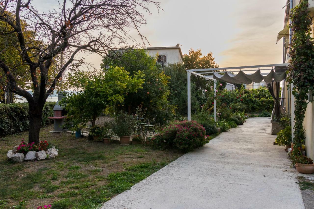 Apartment Jurasin Kastela Exterior photo